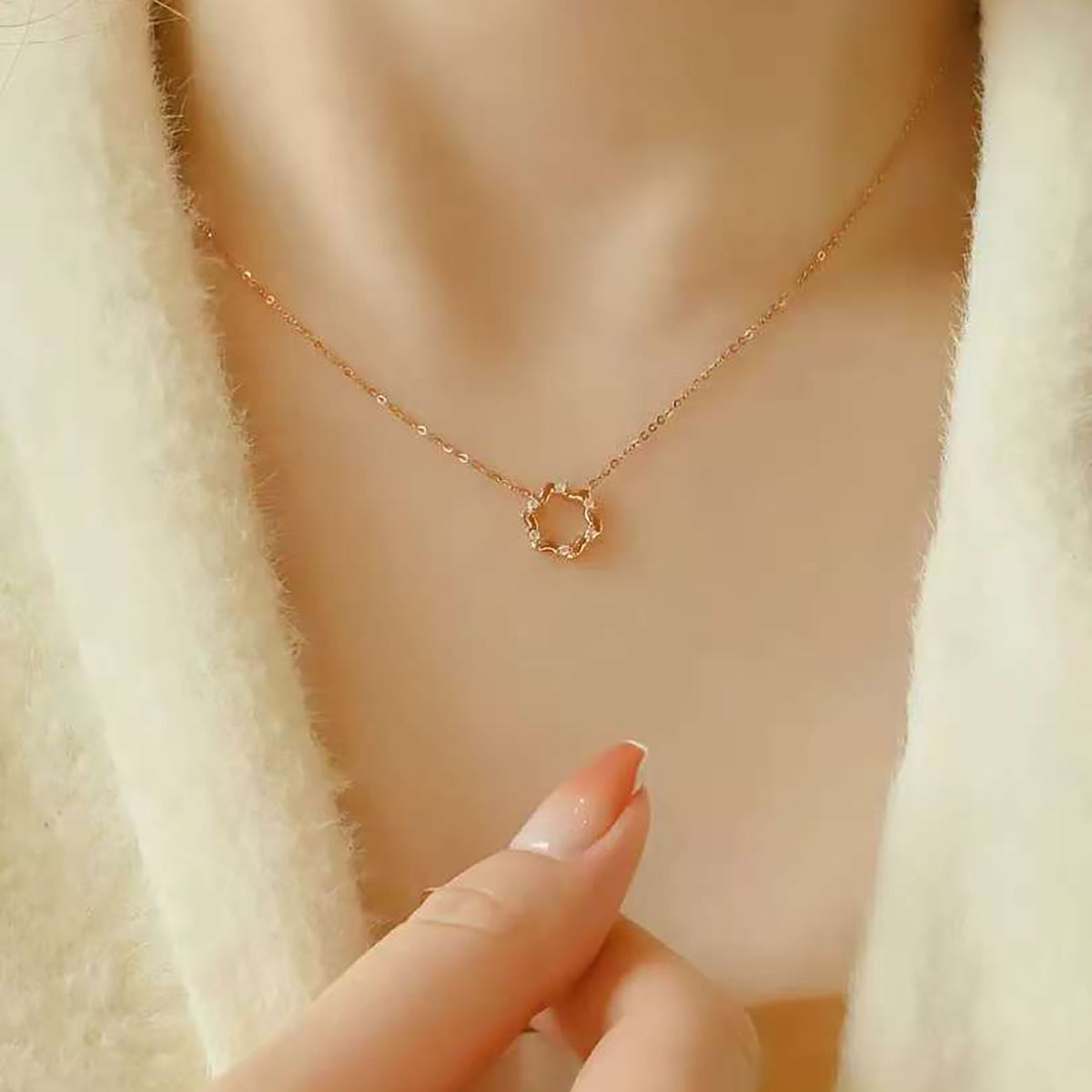 Vine Circle Diamond Pendant Necklace 14K/18K Solid Gold Minimalist Fine Jewelry