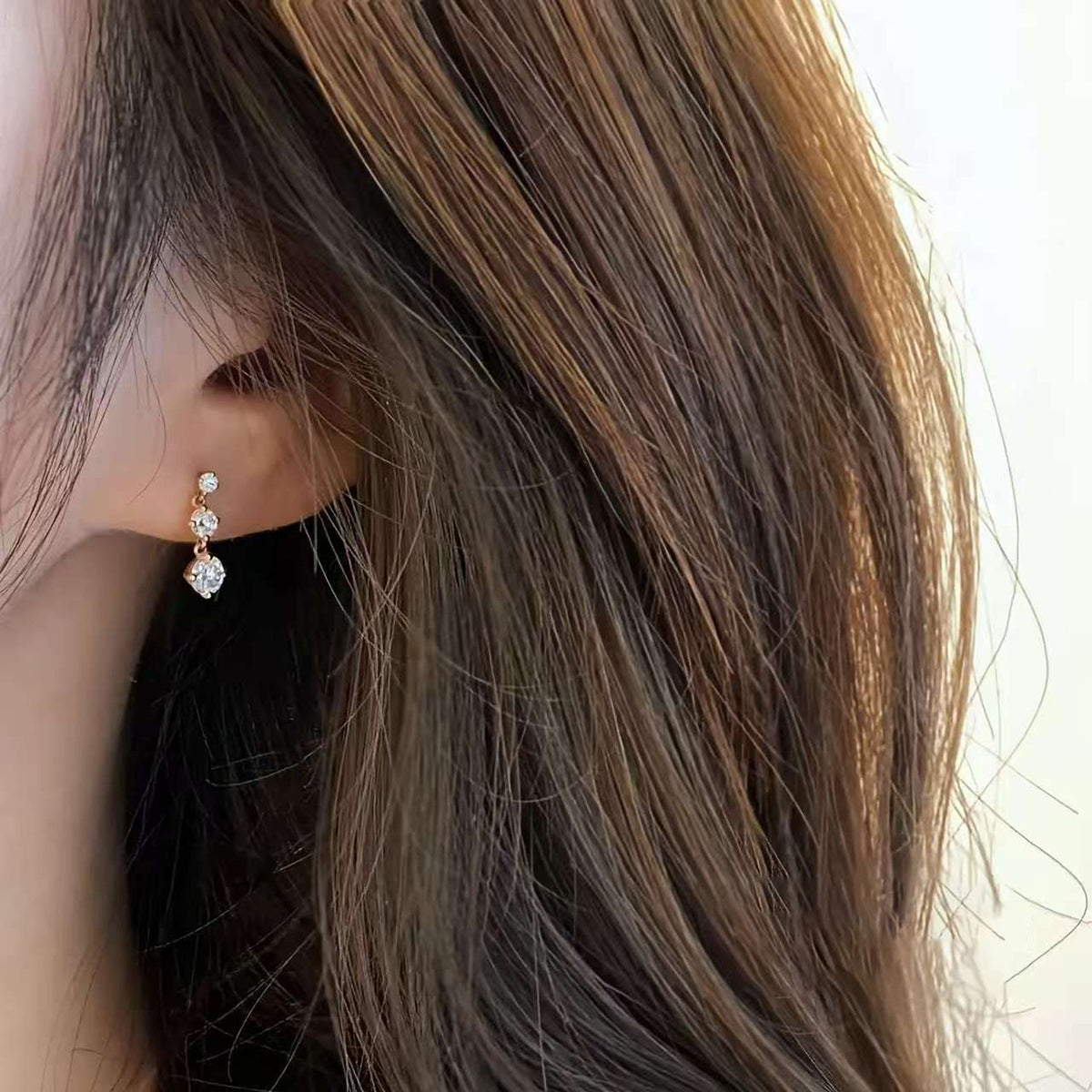 Shine-Step Mini Drops Solid 14 K / 18 K Gold Graduated Lab Diamond Dangle Earrings