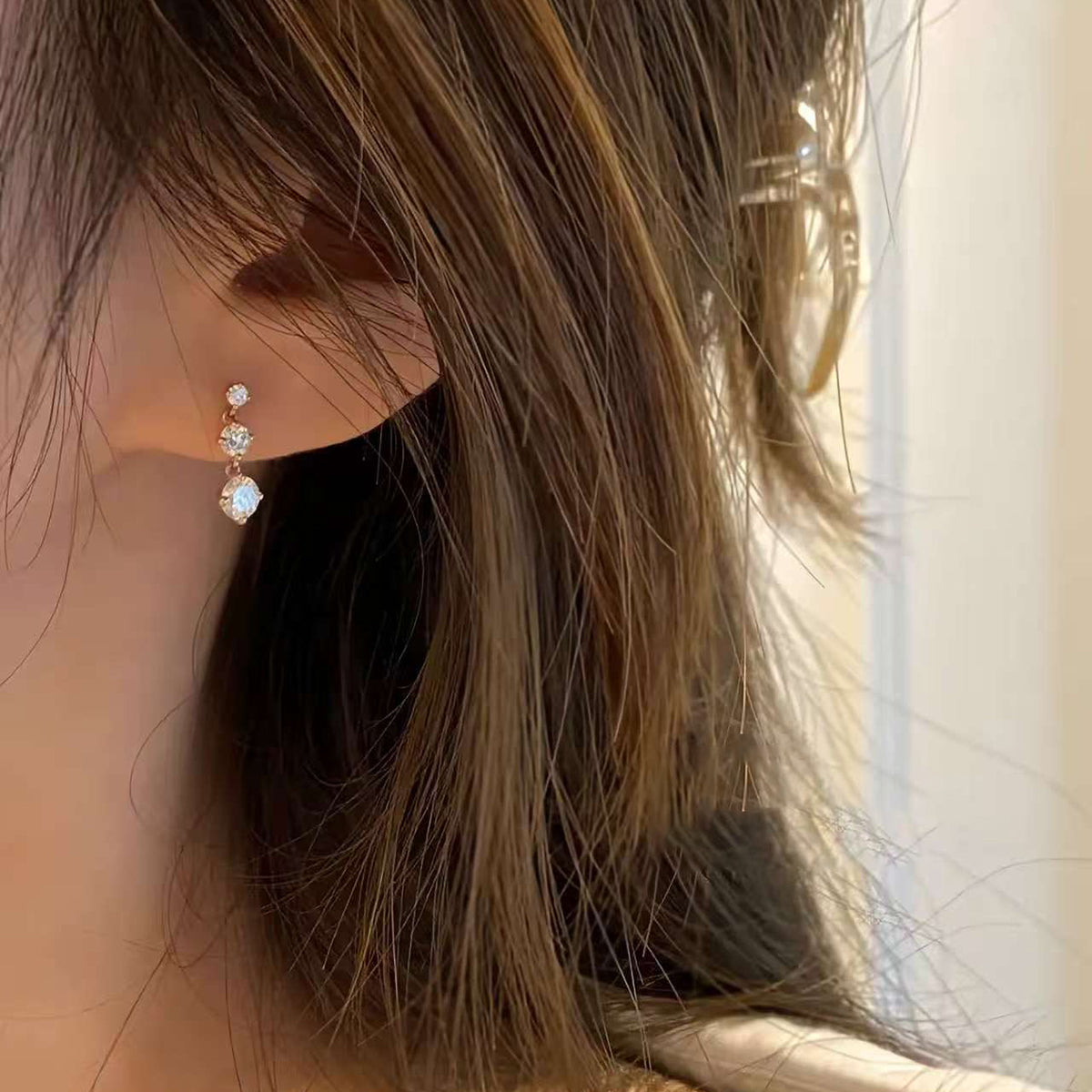 Shine-Step Mini Drops Solid 14 K / 18 K Gold Graduated Lab Diamond Dangle Earrings