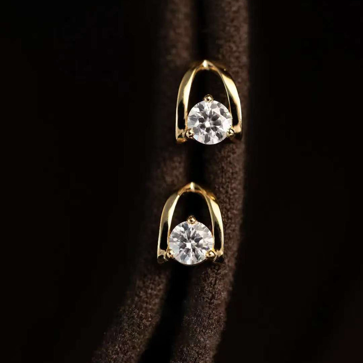 Arc-Cradle Solo Studs Solid 14 K / 18 K Gold Lab Diamond Arch-Frame Earrings