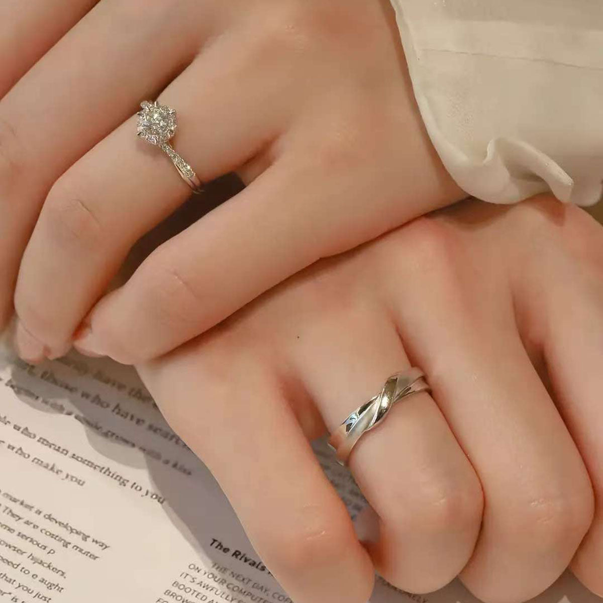 Floral Solitaire & Twisted Couple Rings | 14K/18K Gold Lab Diamond Wedding Set