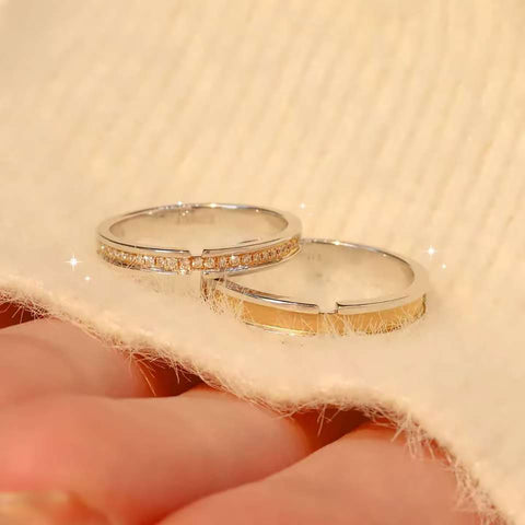 Gold Diamond Ring Set with 1 Carat Diamonds and Elegant Seamless Circular Design