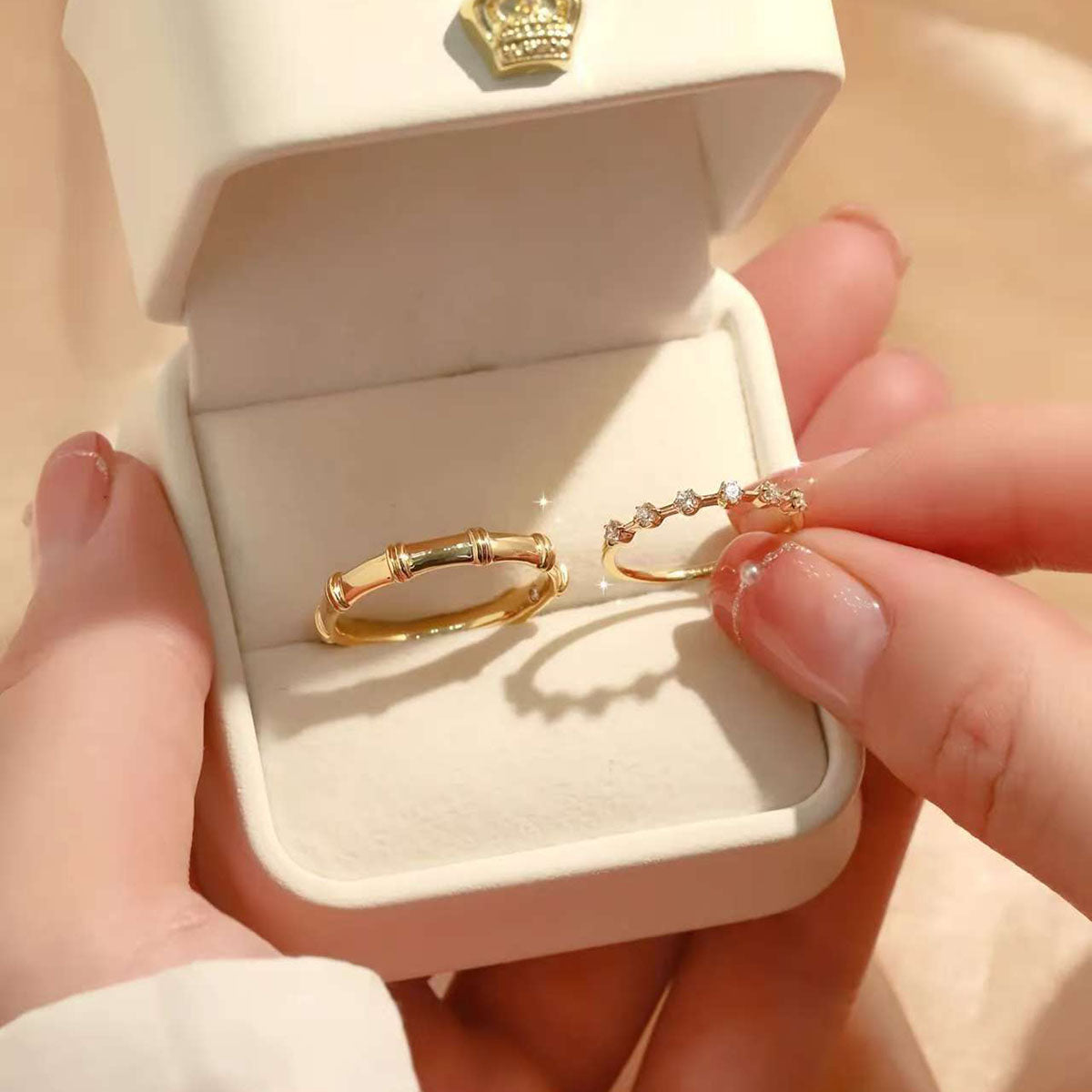 14K/18K Gold Diamond Ring Set with 0.8 Carat Diamonds and Elegant Bamboo Style