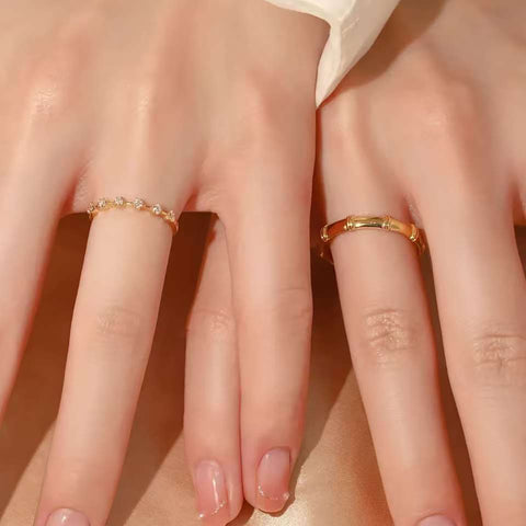 14K/18K Gold Diamond Ring Set with 0.8 Carat Diamonds and Elegant Bamboo Style